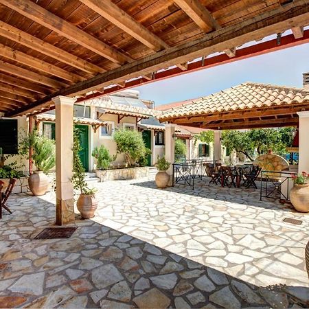 Trident Studios And Apartments Kavos Luaran gambar