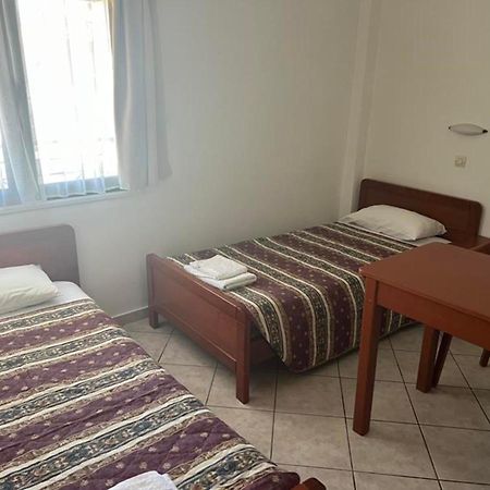 Trident Studios And Apartments Kavos Luaran gambar
