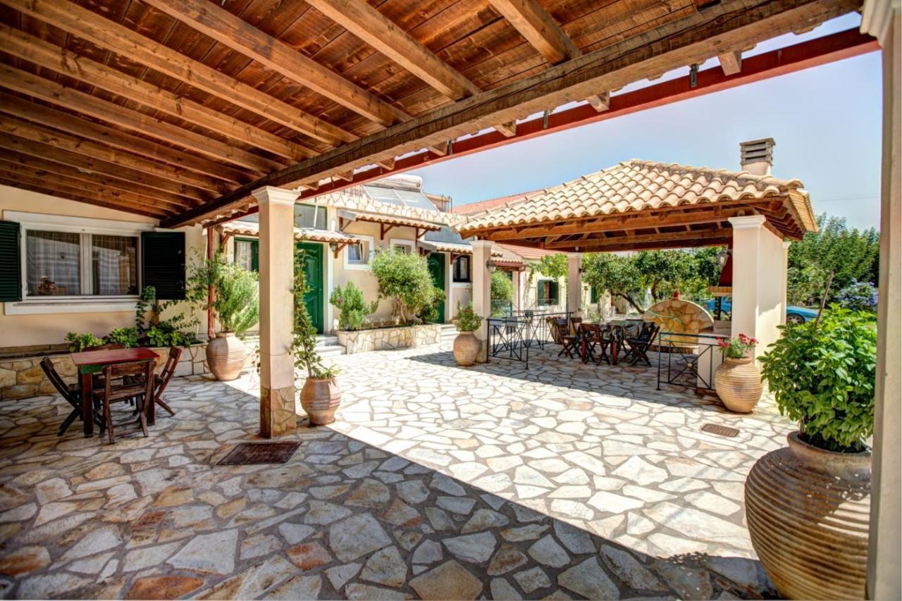 Trident Studios And Apartments Kavos Luaran gambar