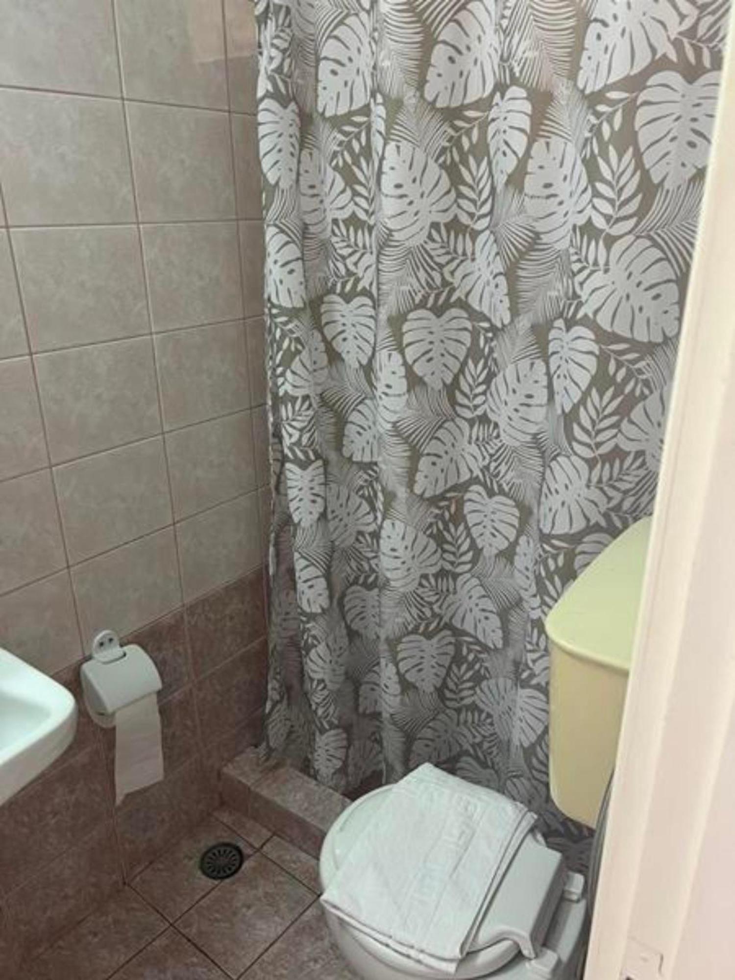 Trident Studios And Apartments Kavos Luaran gambar