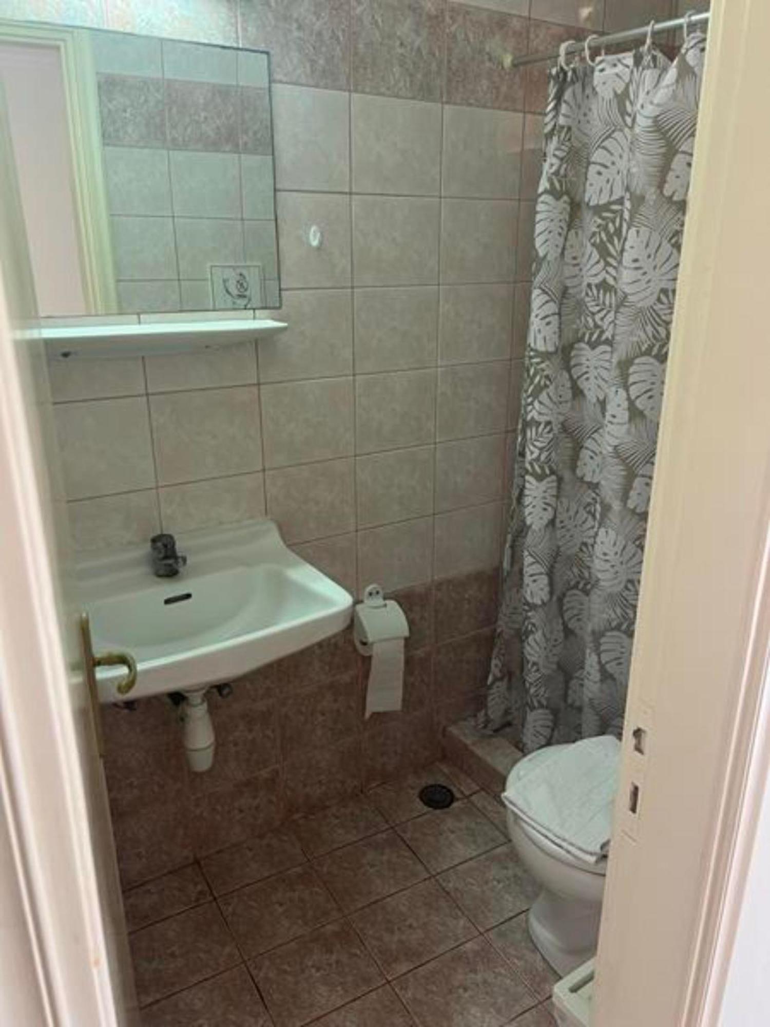 Trident Studios And Apartments Kavos Luaran gambar